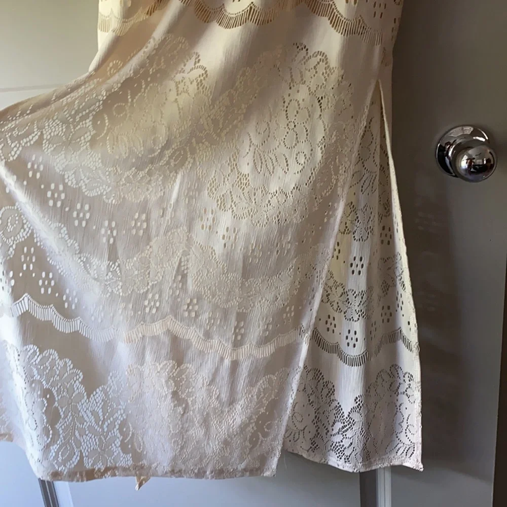 BOGO Maxi Backless Cream White Lacy Dress - Picture 4 of 8